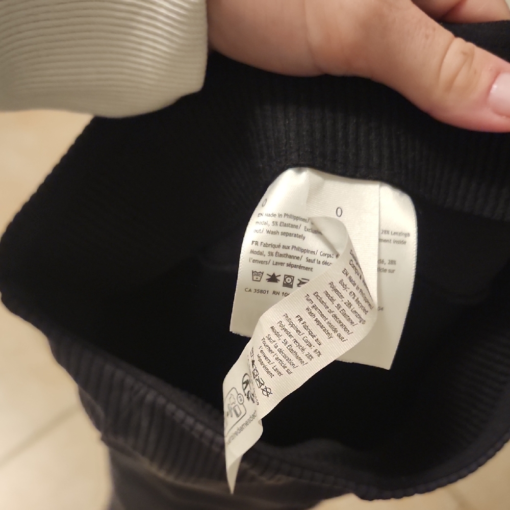 Lululemon Softstream Black Ribbed Pants Size 0. New No Tag - Picture 4 of 15